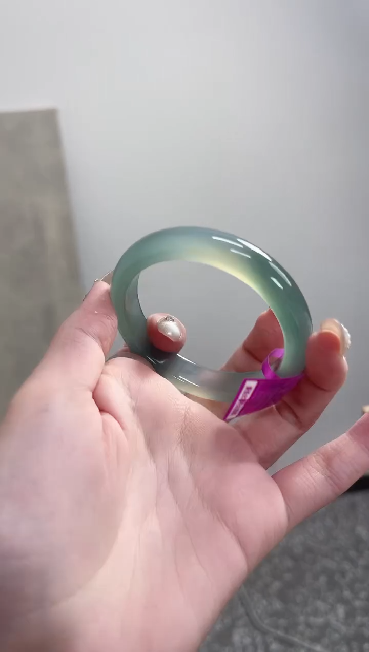 【闪购商品】玛瑙/玉髓手镯未镶嵌54圈 需要包容