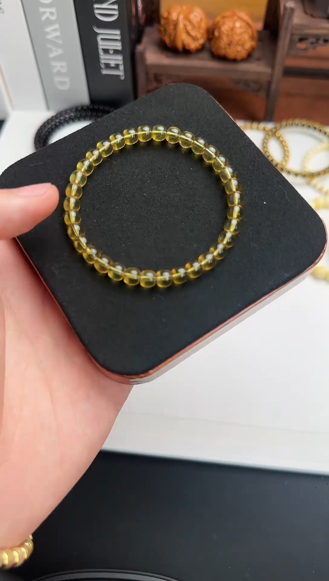 【闪购商品】琥珀裸石未镶嵌缅甸金蓝手串6.5mm