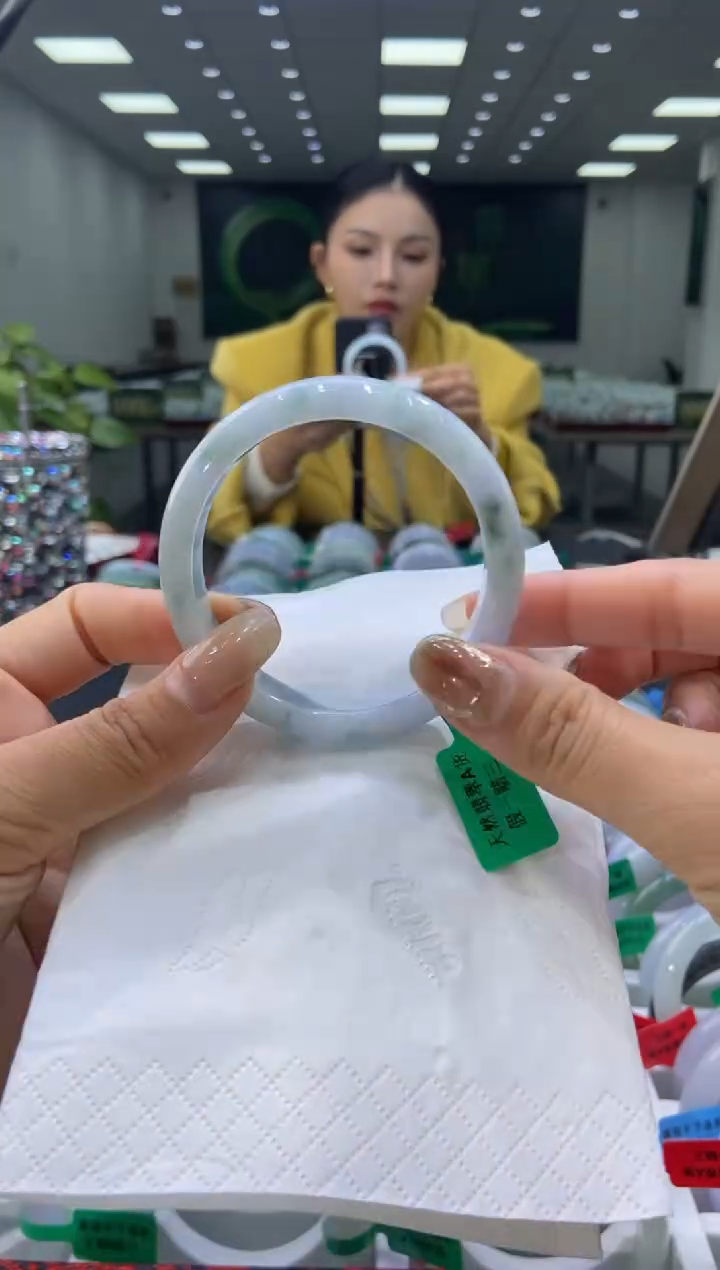 未镶嵌手镯翡翠00007208