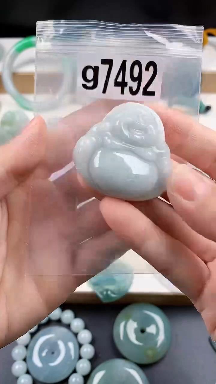 颈饰未镶嵌翡翠天然翡翠吊坠挂件