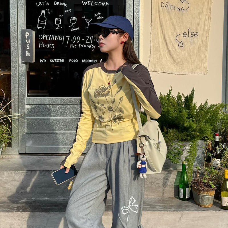河岸家设计师AlexiaSandra玫瑰花印花合体撞色T恤上衣女25秋