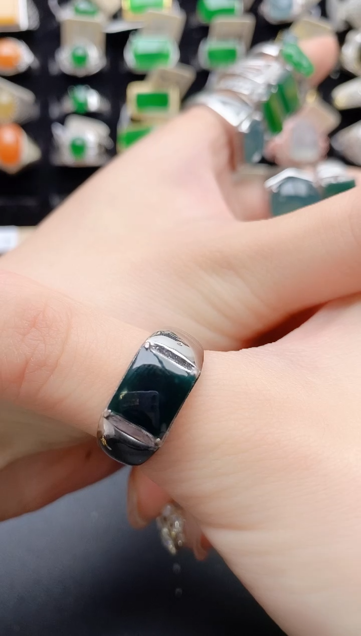 【闪购商品】翡翠戒指银S925镶嵌1222