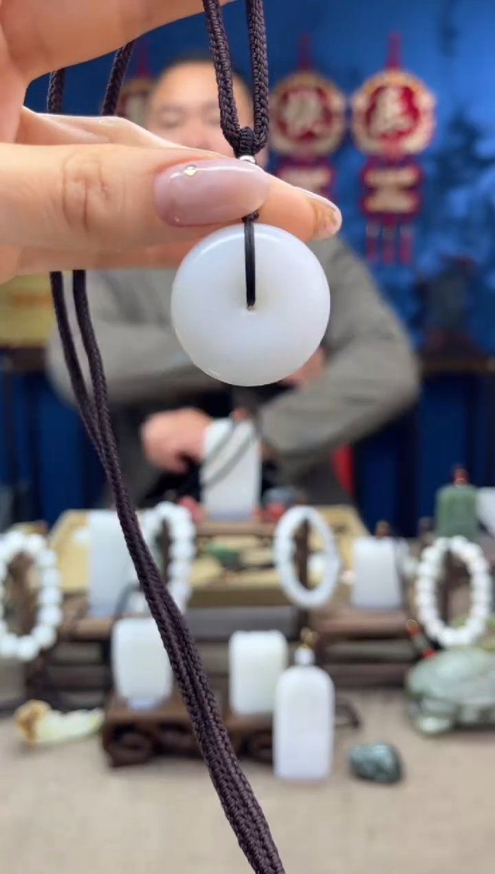 【闪购商品】和田玉颈饰未镶嵌1