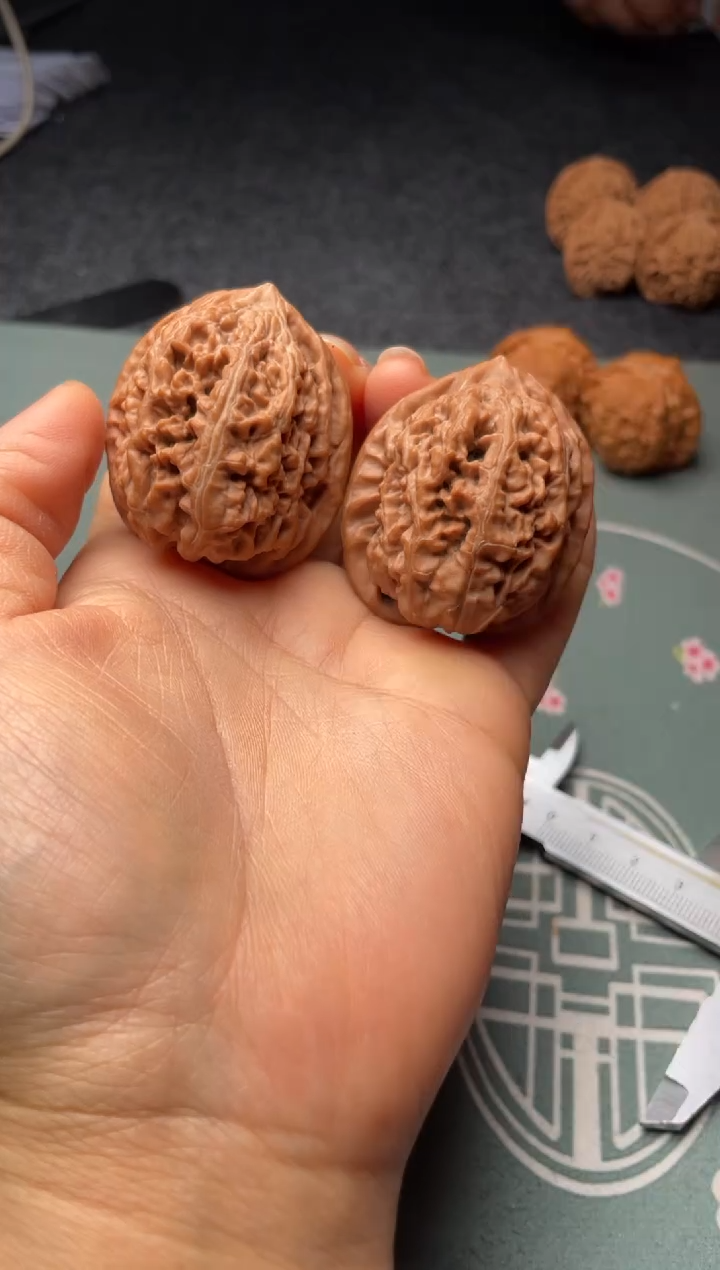 把件文玩核桃w128  凤凰台 39尺