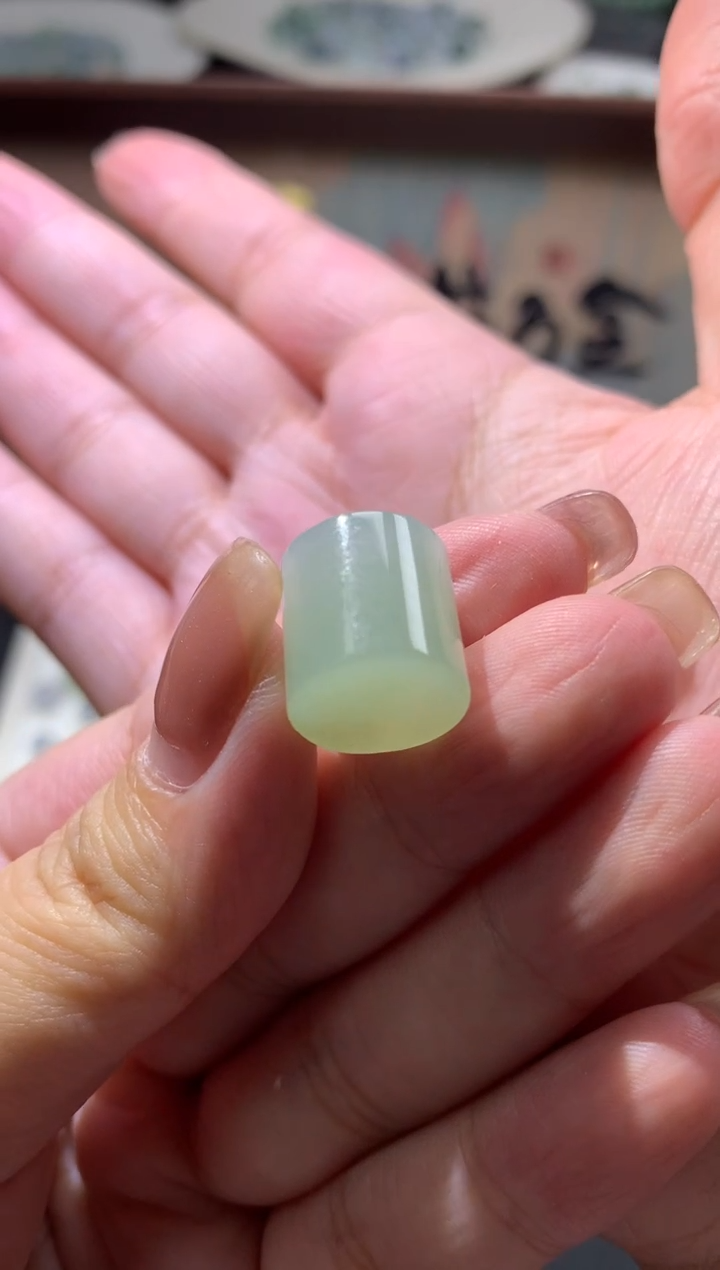 定制翡翠未镶嵌桶珠