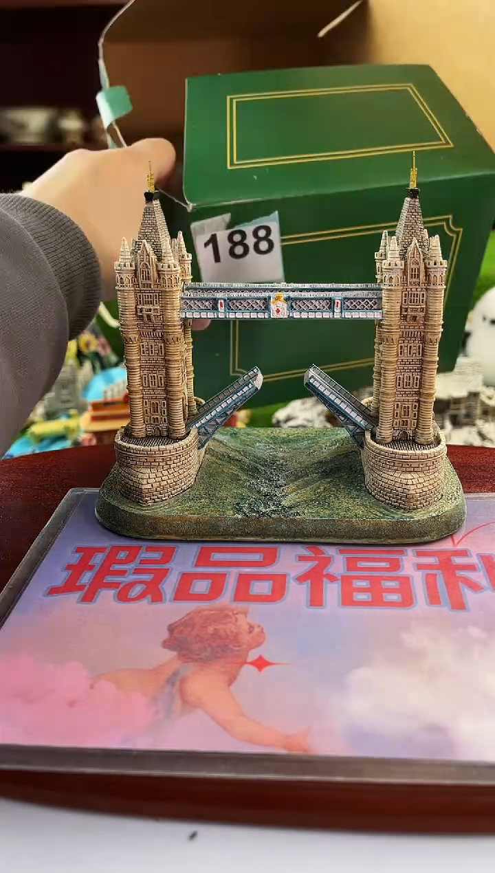 【闪购商品】紫砂茶宠中古小房子