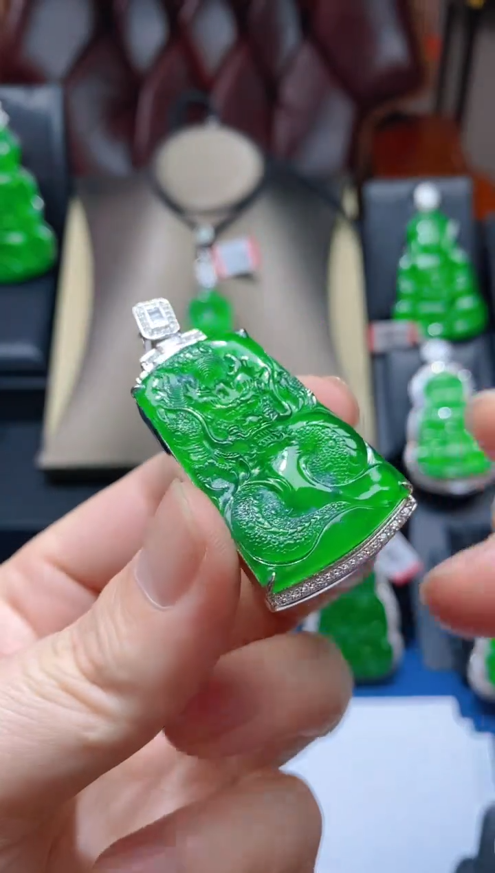 【闪购商品】翡翠颈饰未镶嵌天然A货翡翠吊坠X21
