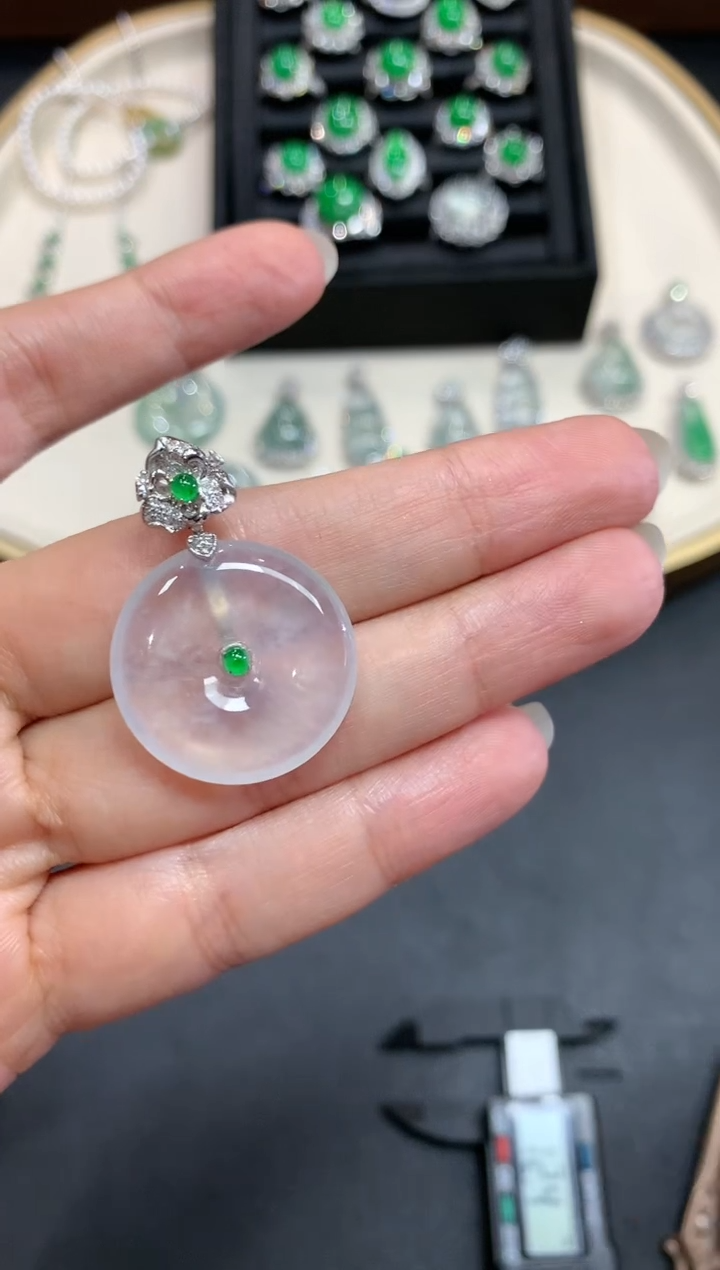 【闪购商品】翡翠吊坠(不含链)18K金镶嵌A100|12000