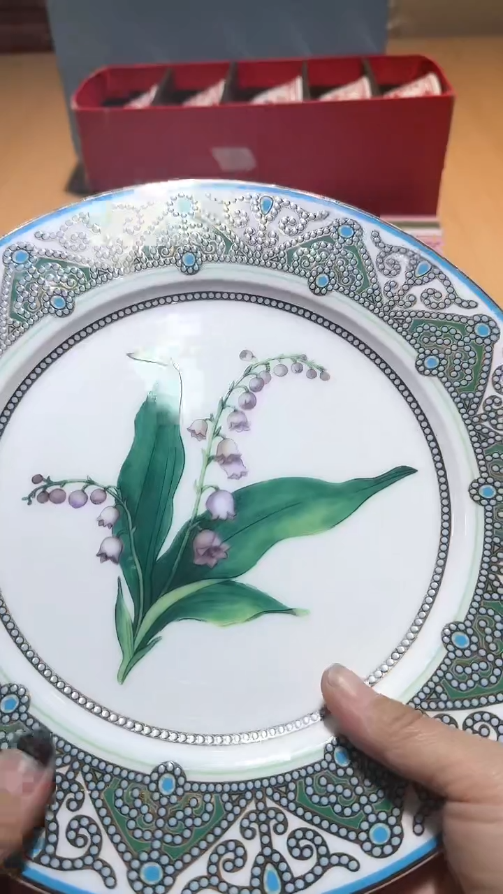 【闪购商品】瓷片锅碗瓢盆一件不剩