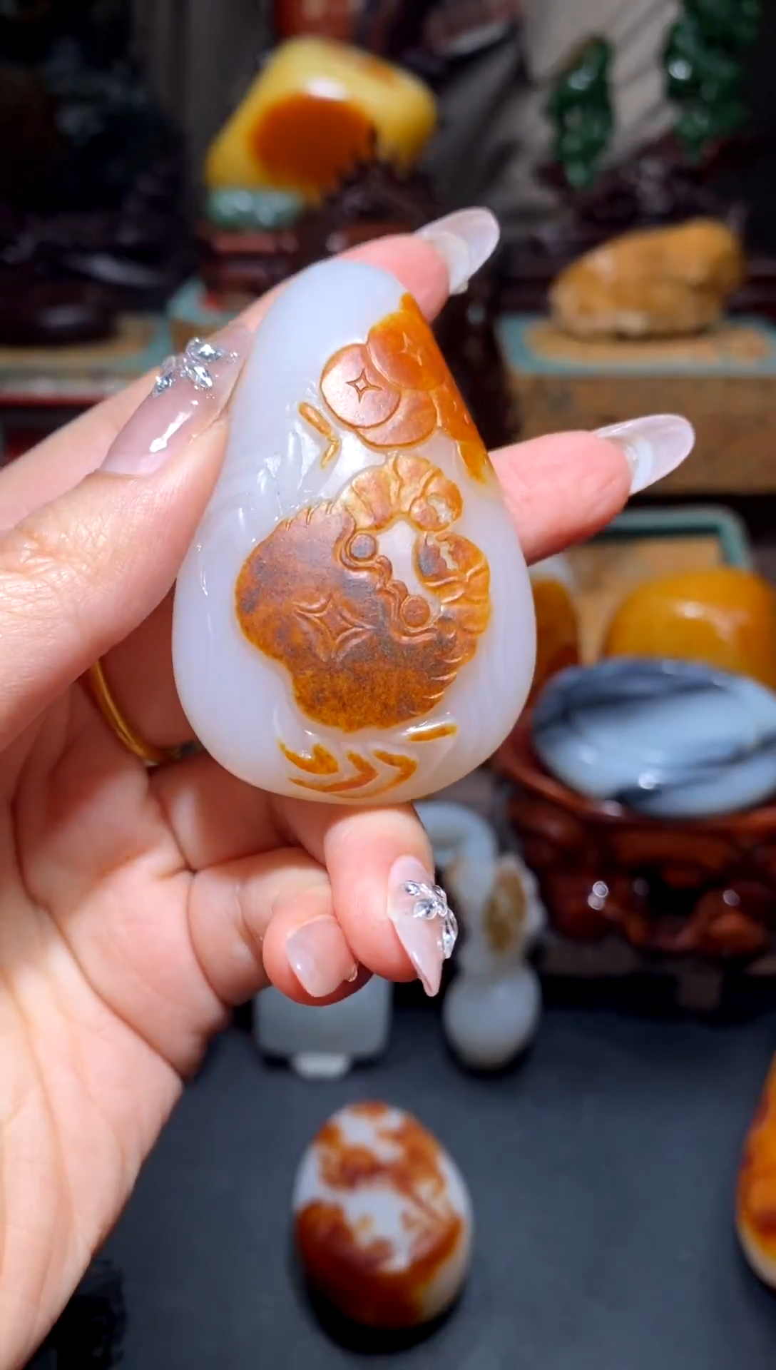 颈饰未镶嵌和田玉（糖玉）顾****了更广泛的官方给的