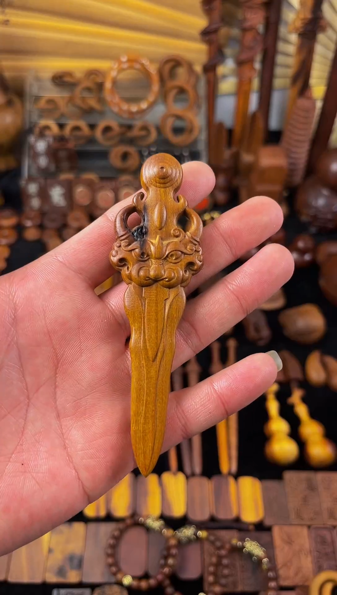 【闪购商品】枣木枣木狮咬剑手把件包邮到家