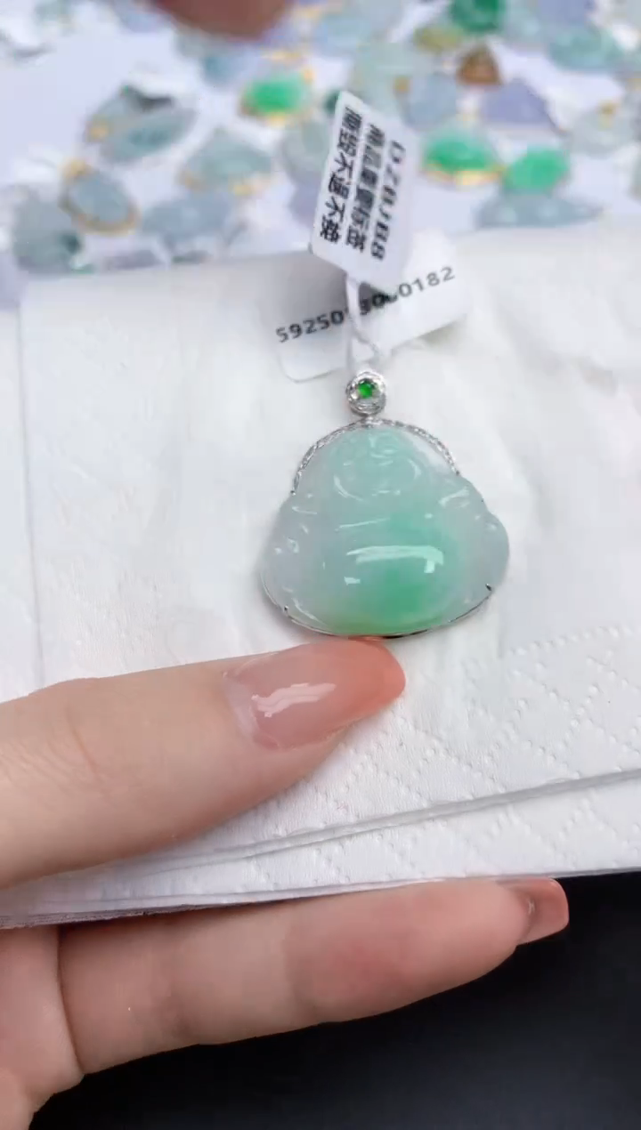 【闪购商品】翡翠颈饰18K金镶嵌天然缅甸翡翠A货