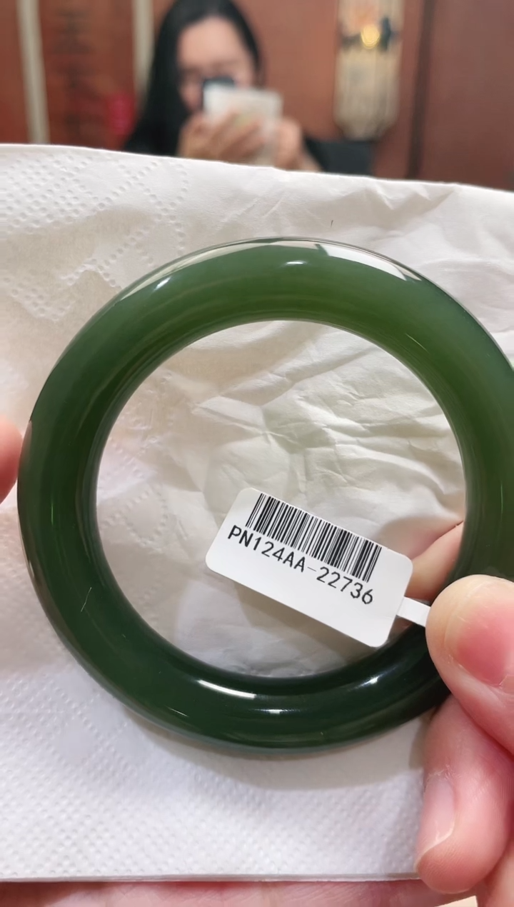 【闪购商品】和田玉手镯未镶嵌55+