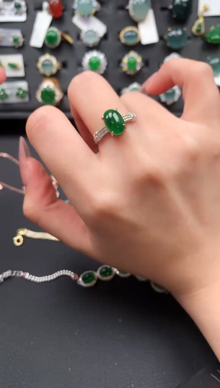 【闪购商品】翡翠戒指银S925镶嵌52141