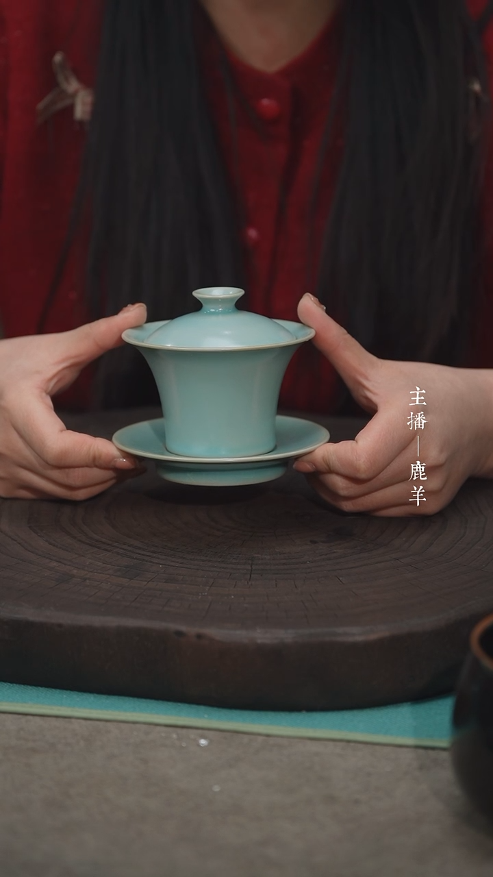 【闪购商品】马蹄三才盖碗（开片随机）-汝瓷张海英-羊