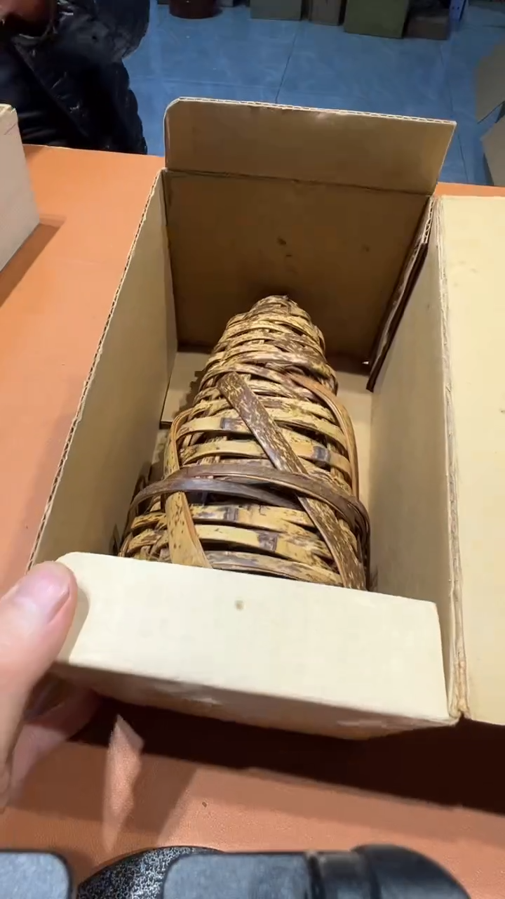 其他陶常**在阿达西日瓷摆件428