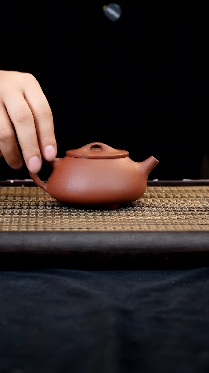 【闪购商品】紫砂茶壶宜兴原矿紫砂     石瓢