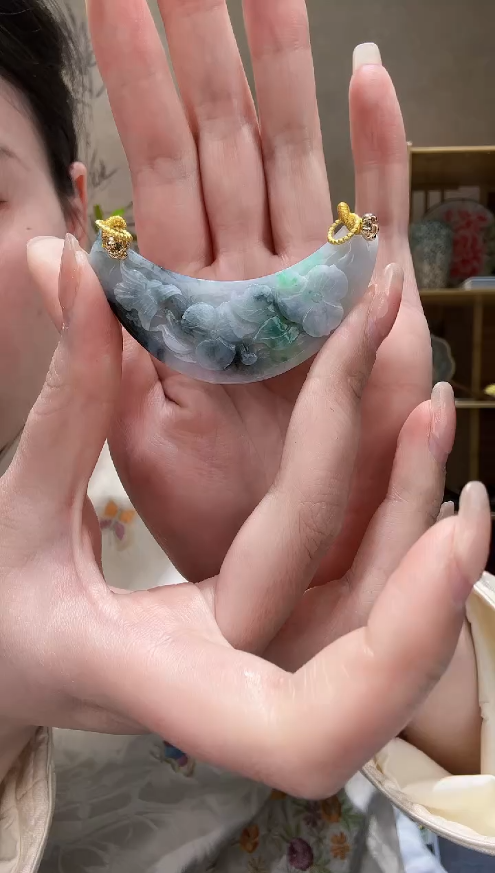 【闪购商品】翡翠颈饰未镶嵌吊坠