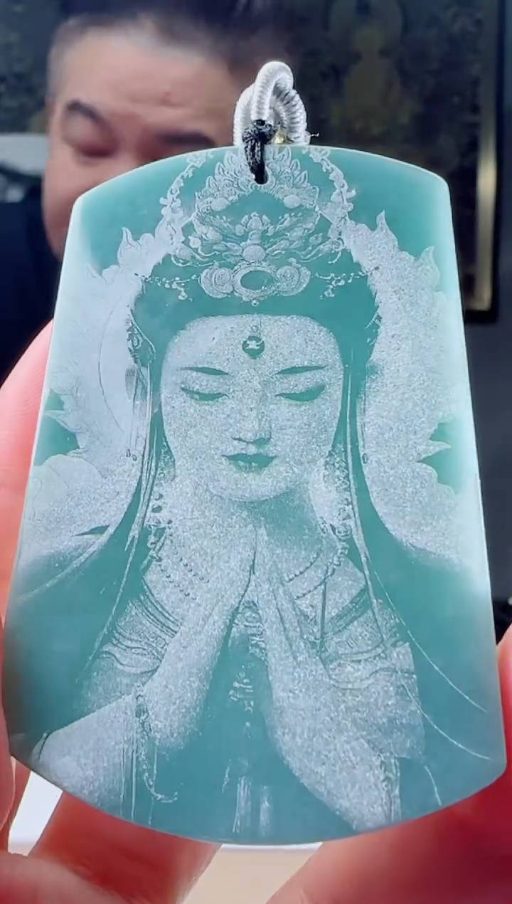 【闪购商品】翡翠颈饰未镶嵌多样性随机发其一