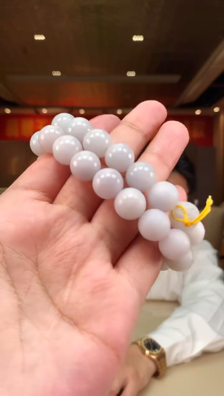 【闪购商品】定制翡翠未镶嵌多样性发货（只发一件) *d18