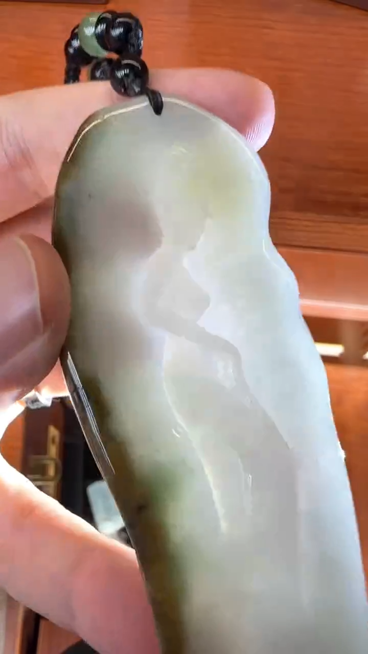 【闪购商品】翡翠挂件未镶嵌国雕谢林工（定制退货扣1000元）