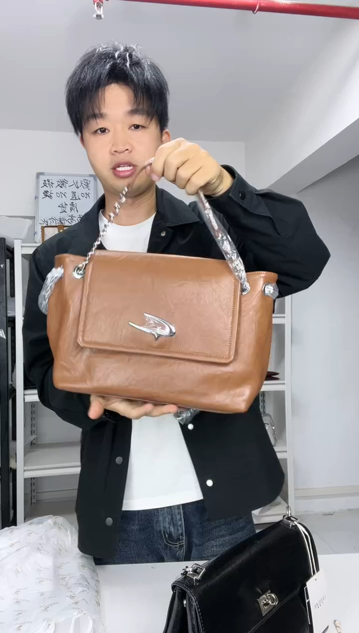 牛皮【尤尤轻奢女包】时尚百搭轻奢款式女包224