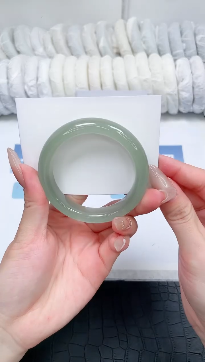 【闪购商品】石英质玉未镶嵌手镯N36-56.5