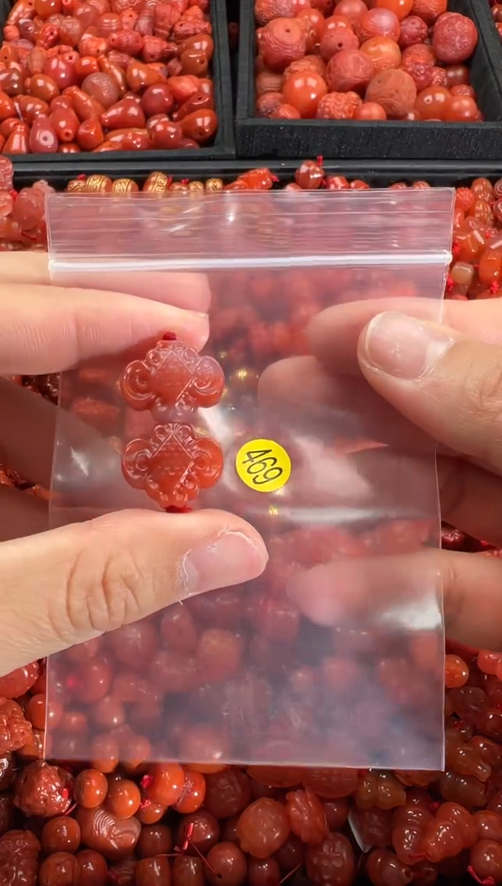 【闪购商品】南红玛瑙颈饰未镶嵌1