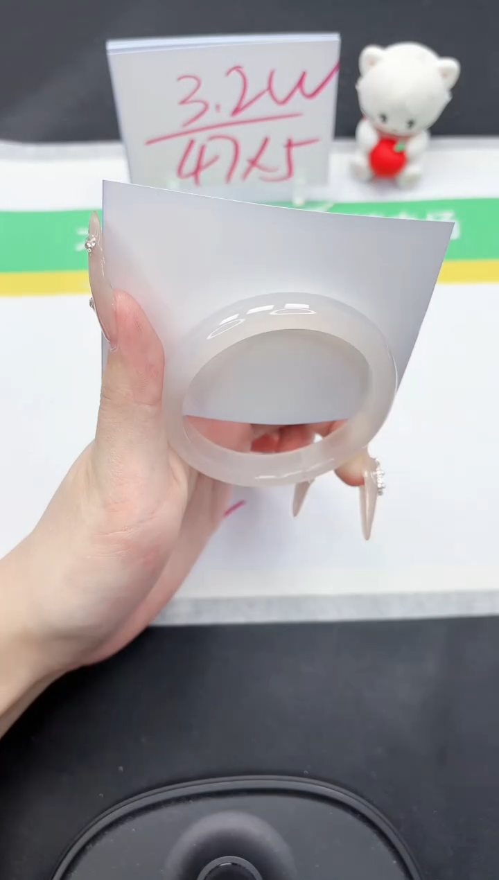 【闪购商品】石英质玉手镯未镶嵌172-54.5