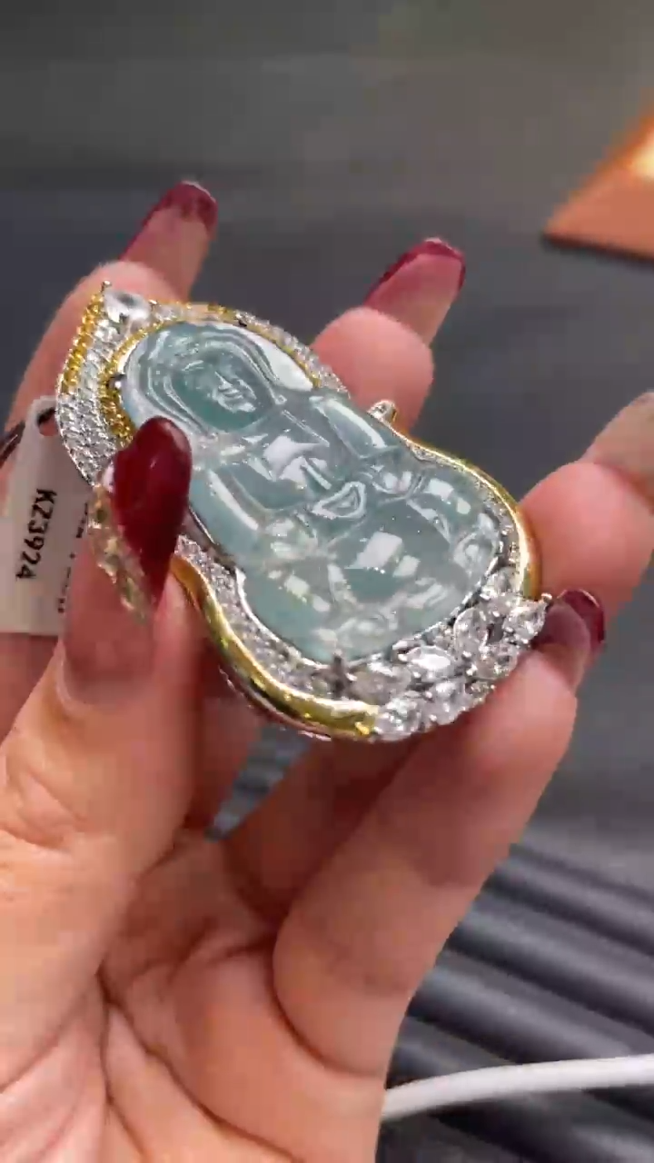 【闪购商品】翡翠颈饰未镶嵌      *A27 (只发一件) 