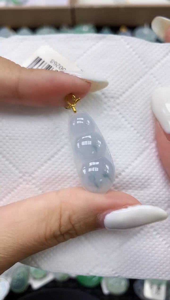 颈饰18K金镶嵌翡翠11111111111