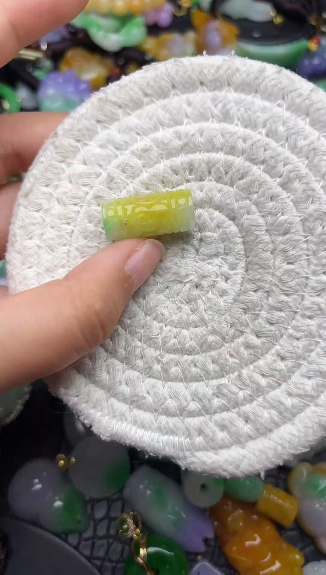 颈饰未镶嵌翡翠缅甸翡翠吊坠