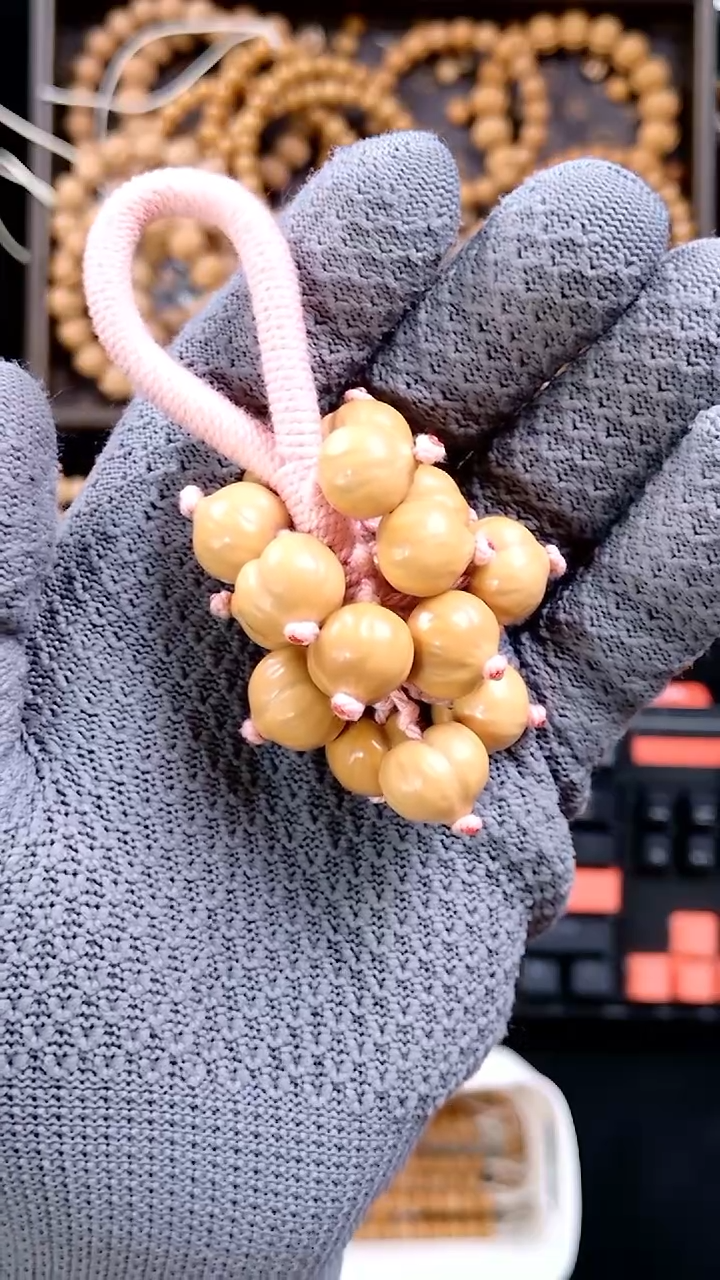 吊坠猴头核桃屁桃葡萄串16尺寸的