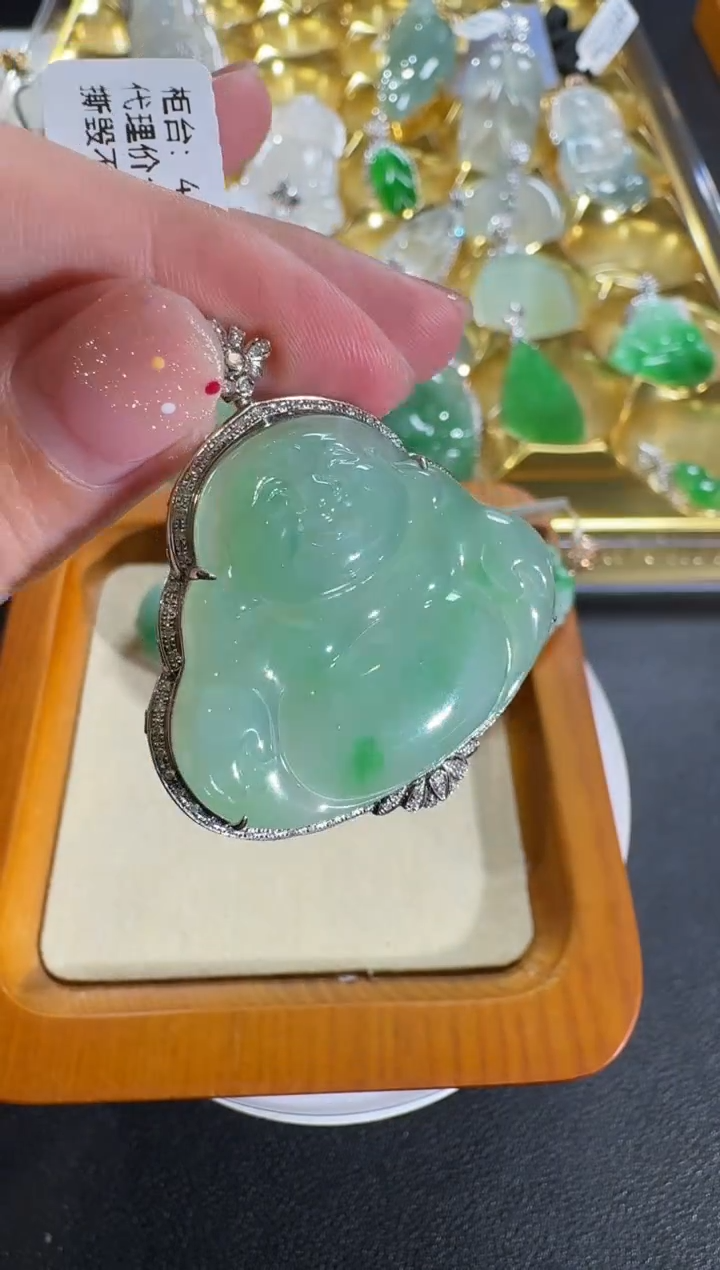 【闪购商品】翡翠吊坠(不含链)18K金镶嵌【源头工厂】钻石镶嵌
