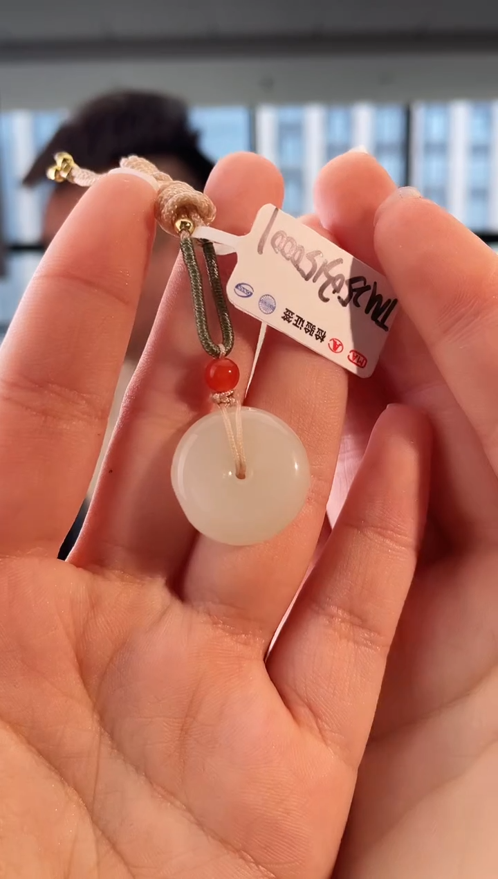 和田玉未镶嵌颈饰扣 xp