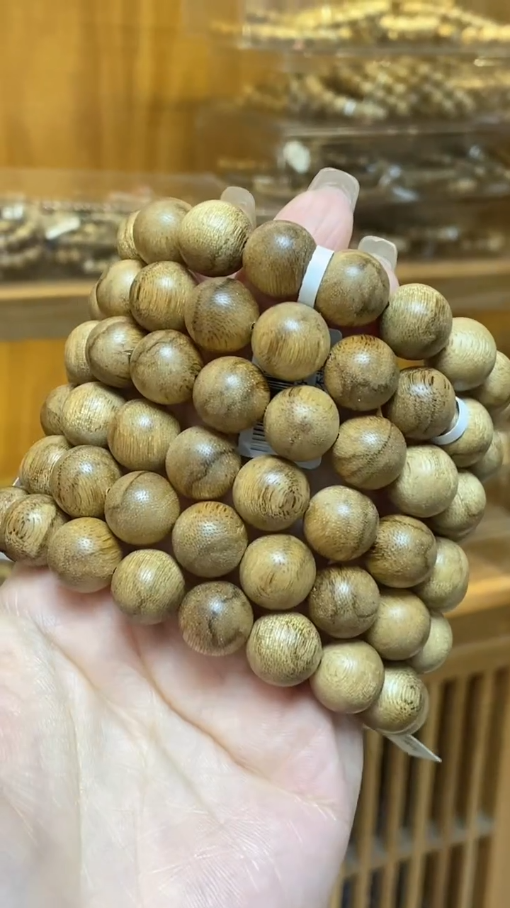 手串沉香菩萨棋圆珠单圈1.3多样性发其一