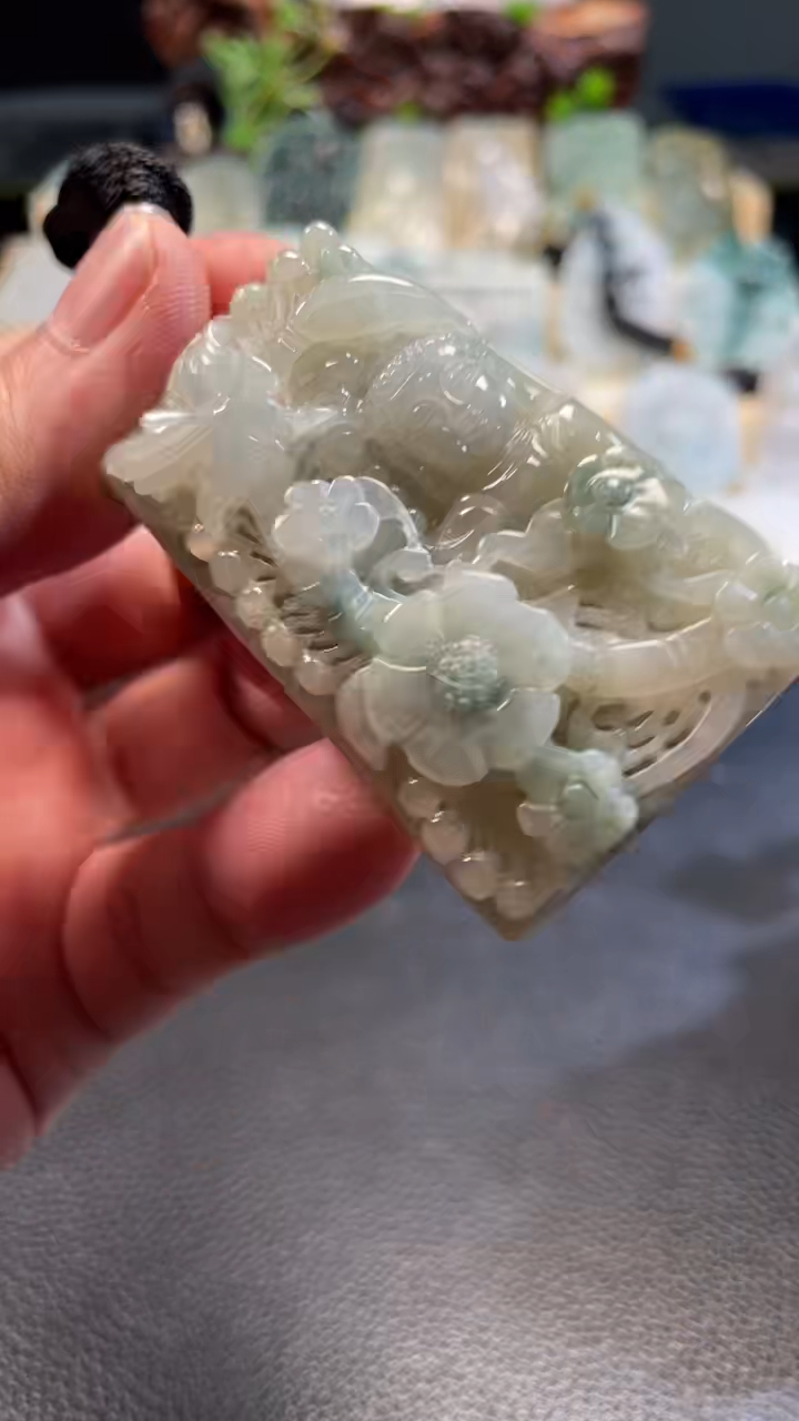 颈饰未镶嵌翡翠11/08/146