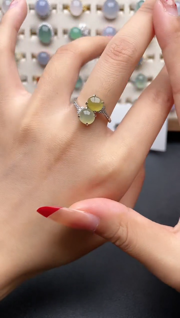 【闪购商品】翡翠戒指银S925镶嵌一物一证一礼盒