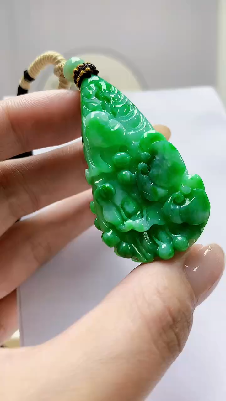 未镶嵌定制翡翠4898MM-毛货挂件219
