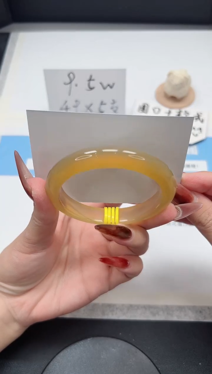 【闪购商品】玛瑙/玉髓手镯未镶嵌270/香槟59.2