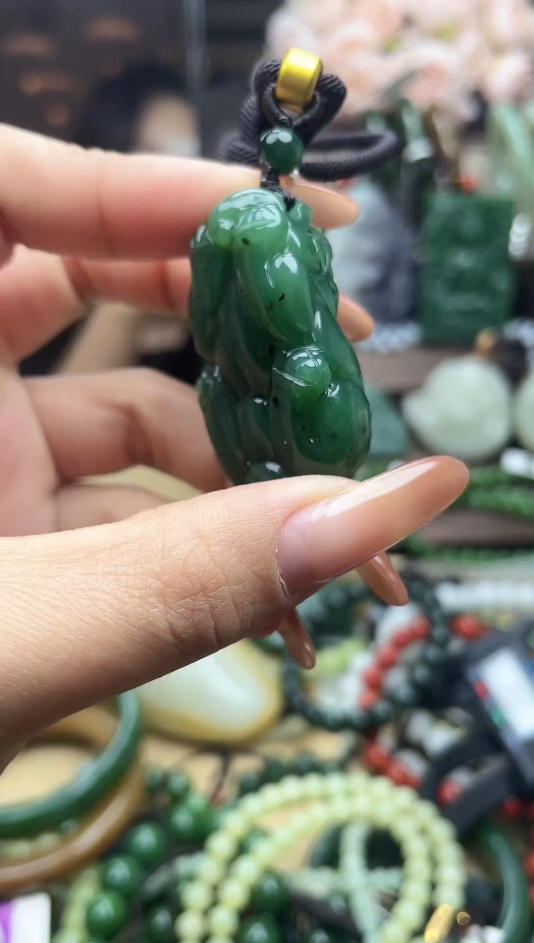 颈饰未镶嵌和田玉未镶嵌和田玉吊坠多样性拍一发一