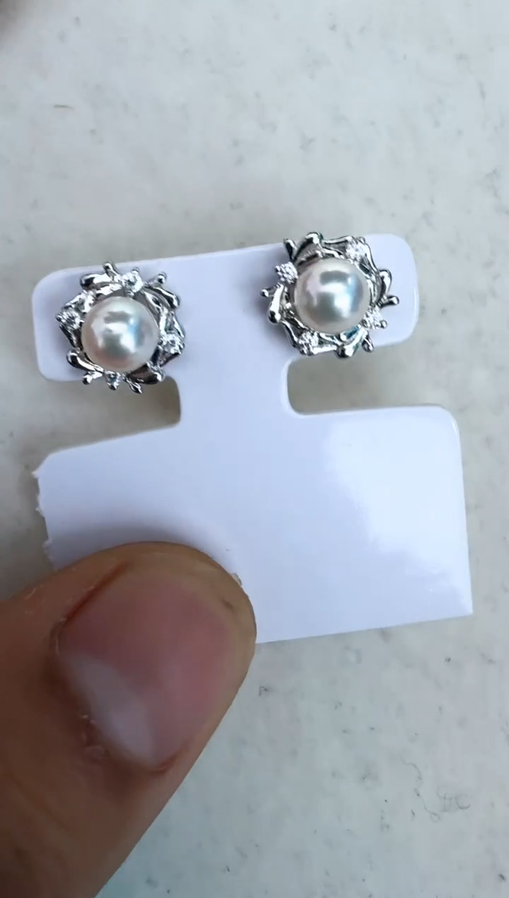 【闪购商品】海水珍珠耳饰银S925镶嵌耳钉