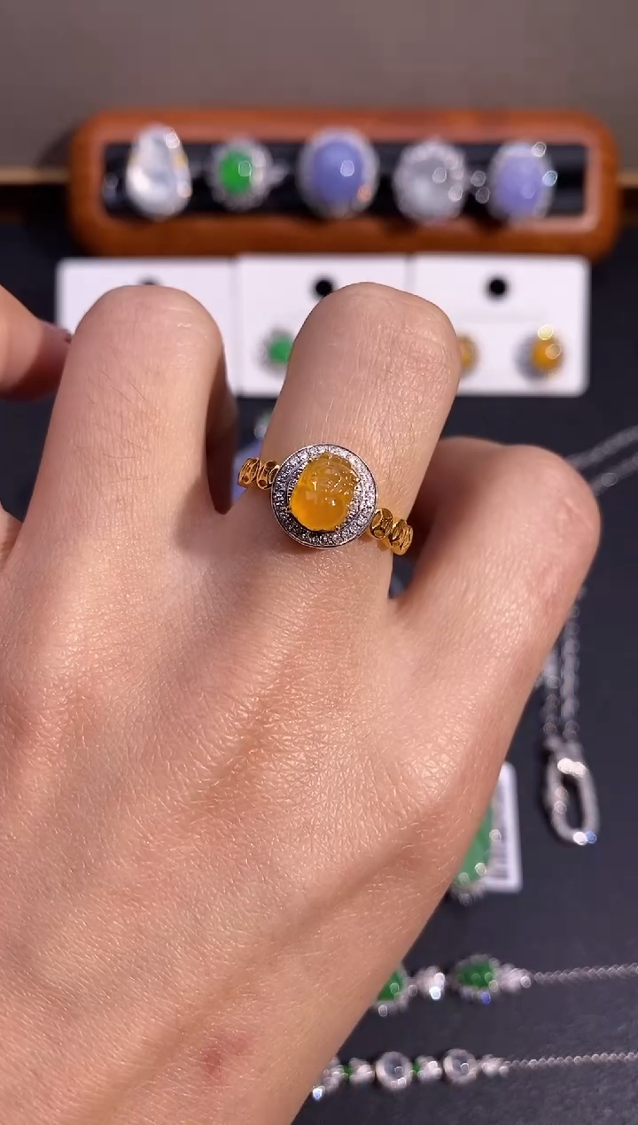 【闪购商品】翡翠戒指18K金镶嵌戒指