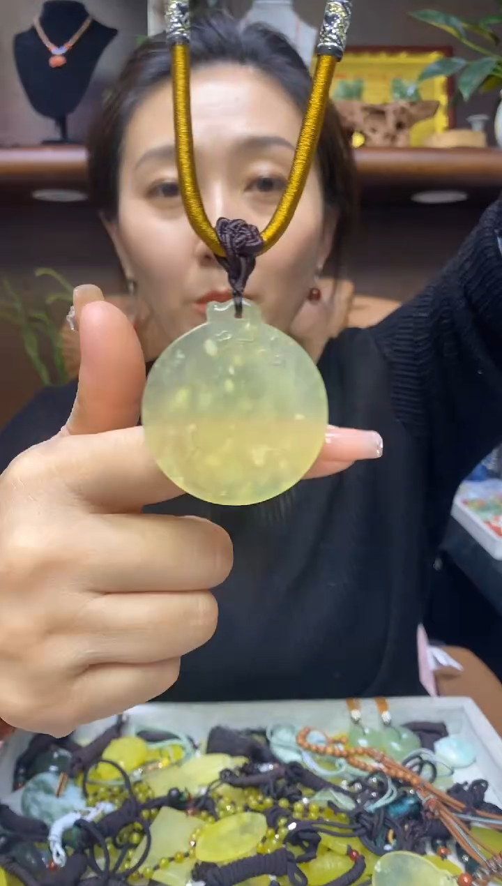 【闪购商品】岫玉吊坠未镶嵌·