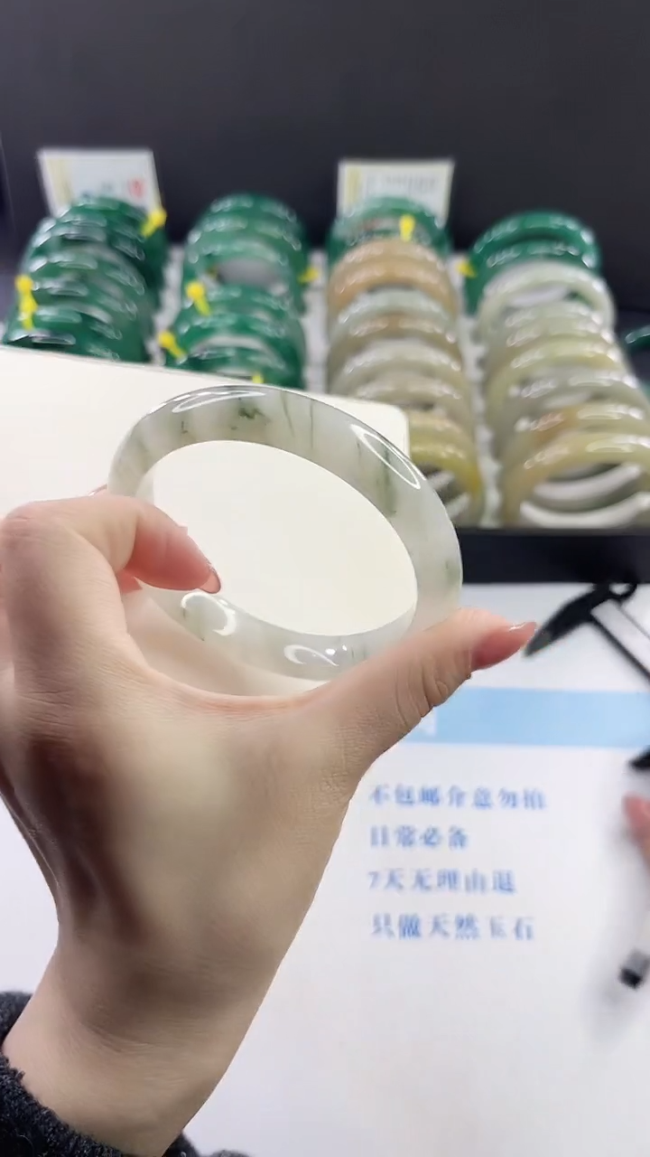 未镶嵌手镯石英质玉多样性发货V33-64