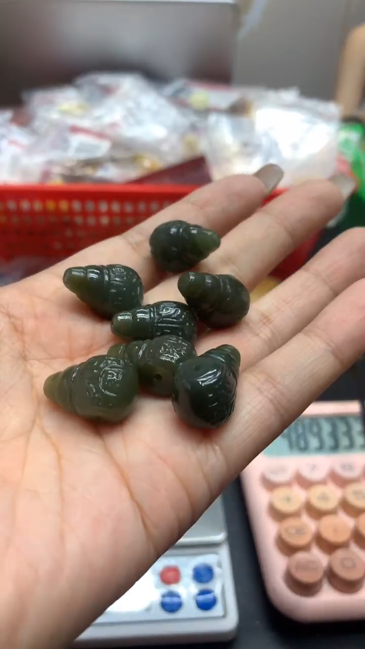 和田玉未镶嵌珠宝奇石2888多样性发其一