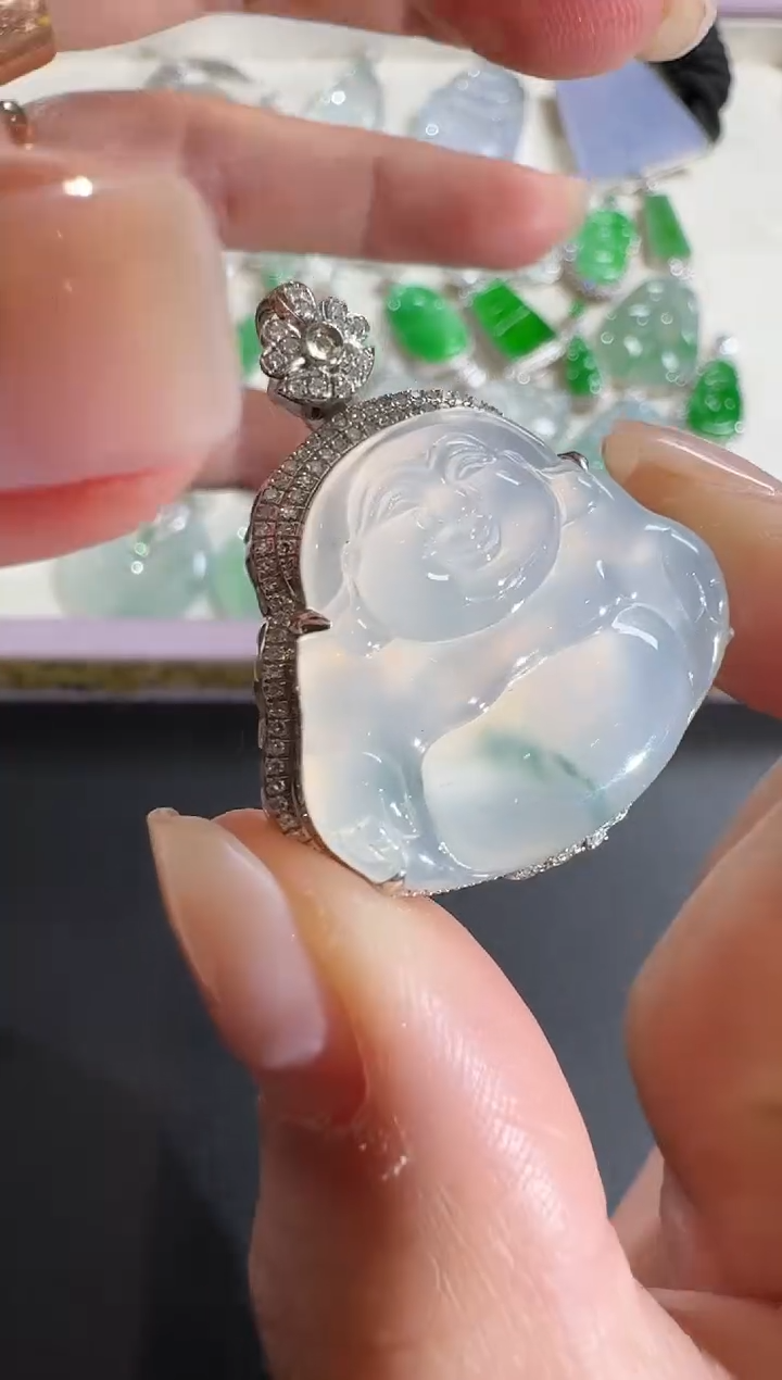 【闪购商品】翡翠吊坠(不含链)18K金镶嵌【源头工厂】钻石镶嵌