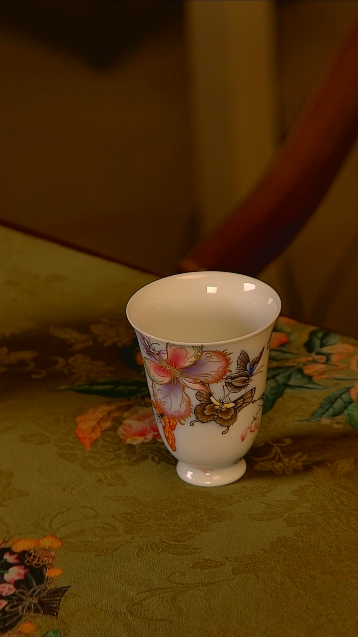 杯沉***子手工手绘杯杯很美丽