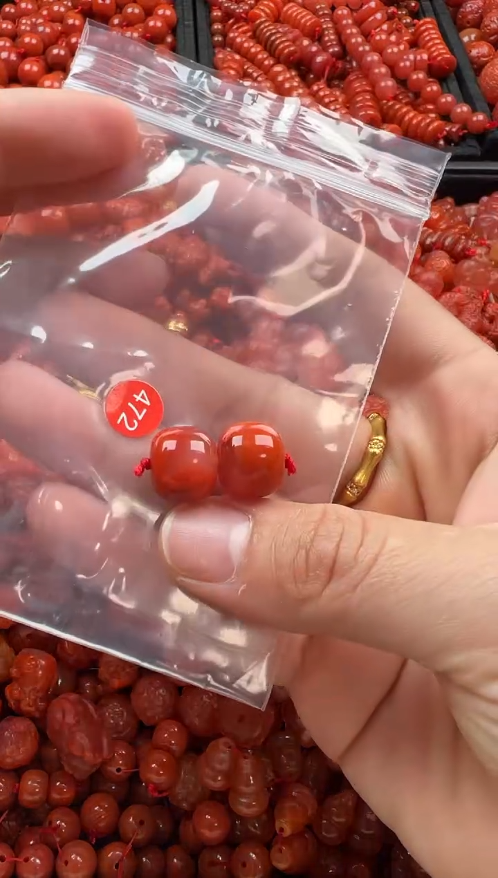 【闪购商品】南红玛瑙颈饰未镶嵌1