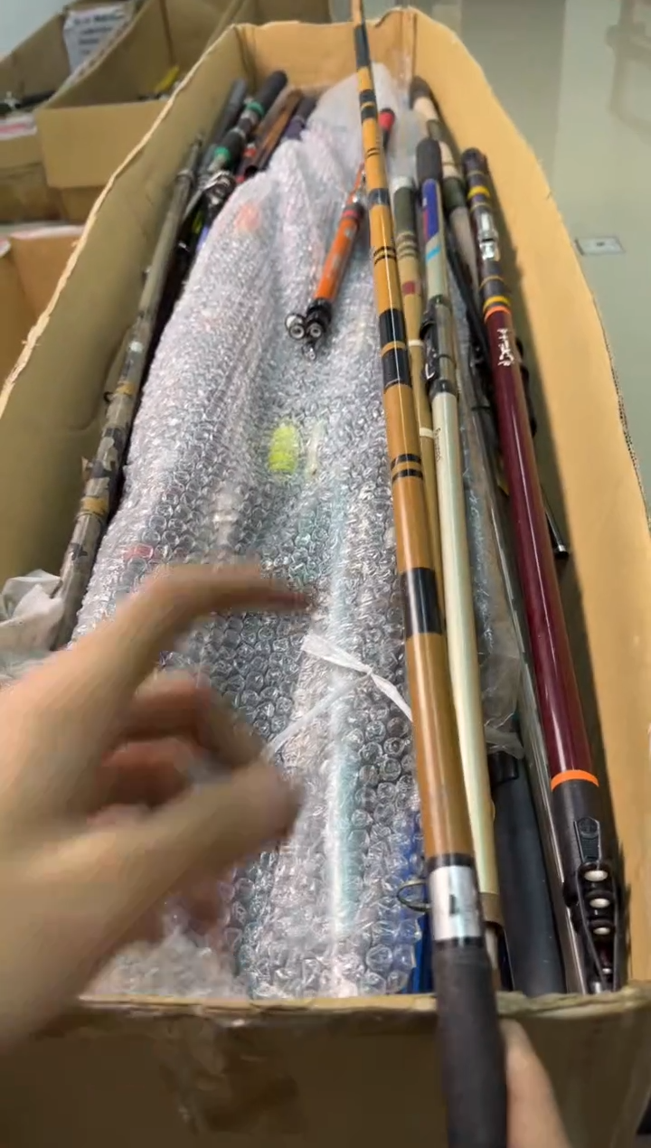 西****茄 孤品微瑕， 以直播间为准  加 10元发顺丰